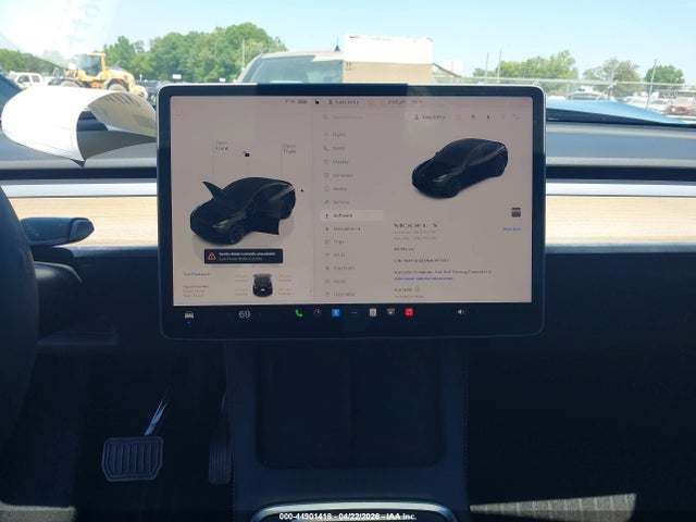 Tesla Model Y Long Range Dual Motor All-wheel Drive