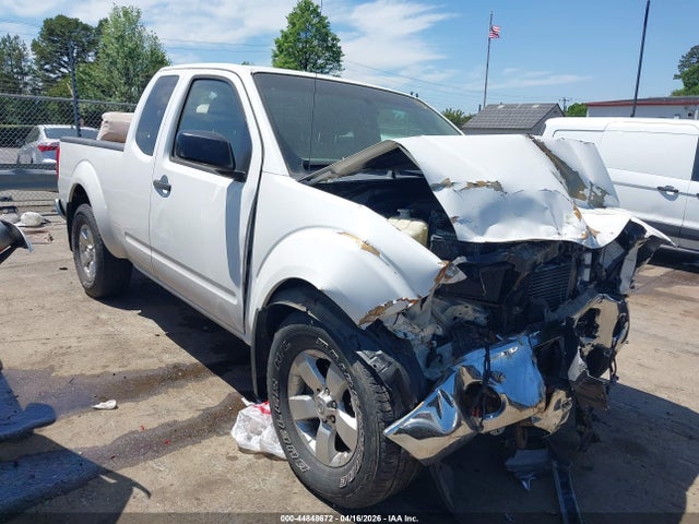 Salvage Nissan Frontier Image