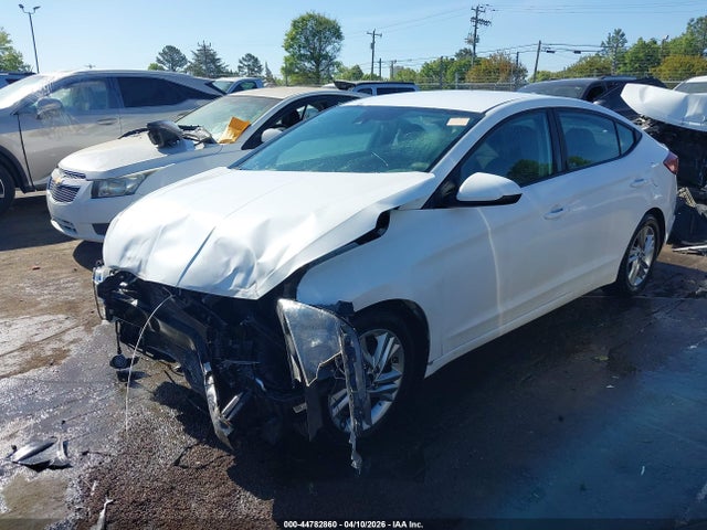 Hyundai ELANTRA Sel