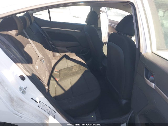 Hyundai ELANTRA Sel
