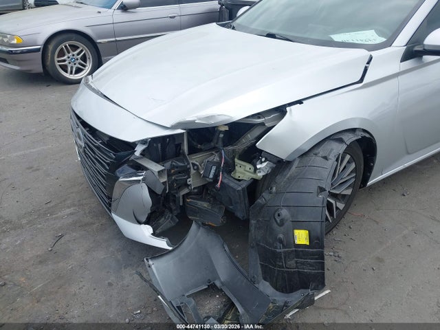 Nissan Altima Sv Fwd