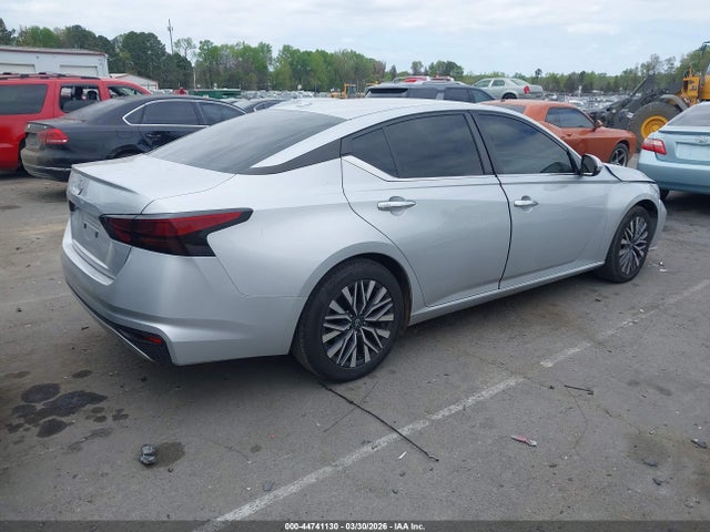 Nissan Altima Sv Fwd