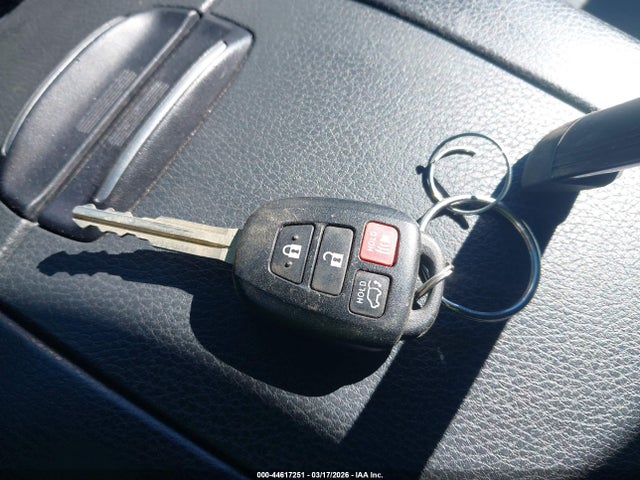Toyota Highlander Le Plus V6