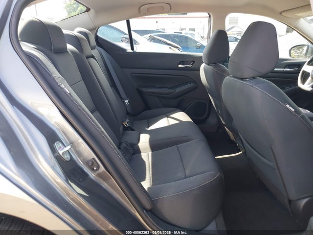 Nissan Altima Sv Intelligent Awd