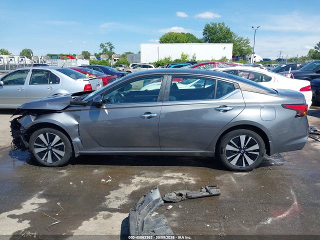 Nissan Altima Sv Intelligent Awd