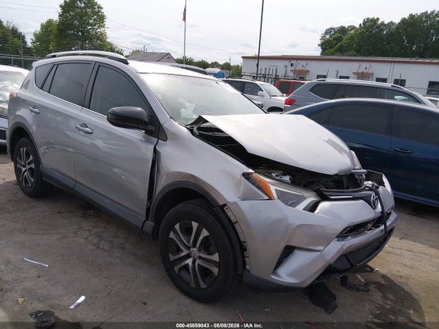 Salvage Toyota RAV4 Image