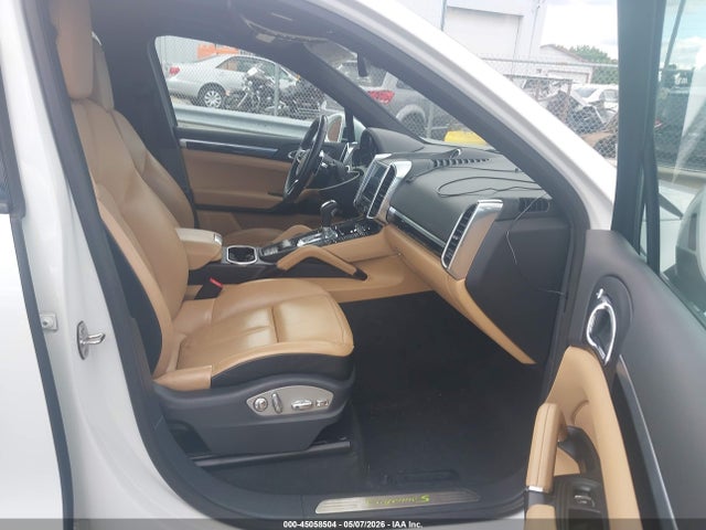 Porsche Cayenne E-hybrid S Platinum Edition