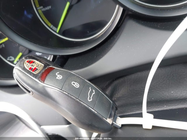 Porsche Cayenne E-hybrid S Platinum Edition