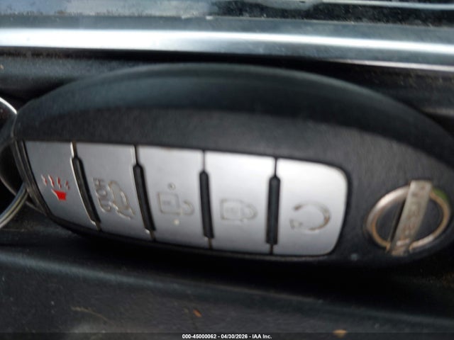 Nissan Pathfinder Sl 2wd