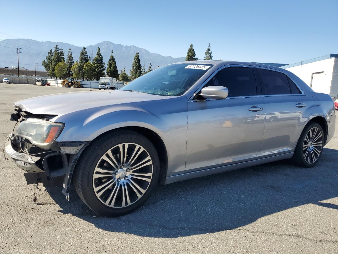 Salvage Chrysler 300 Image