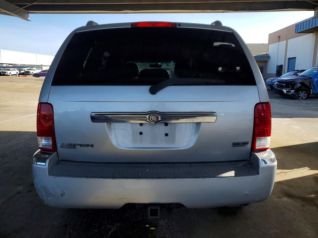 Chrysler Aspen Limited