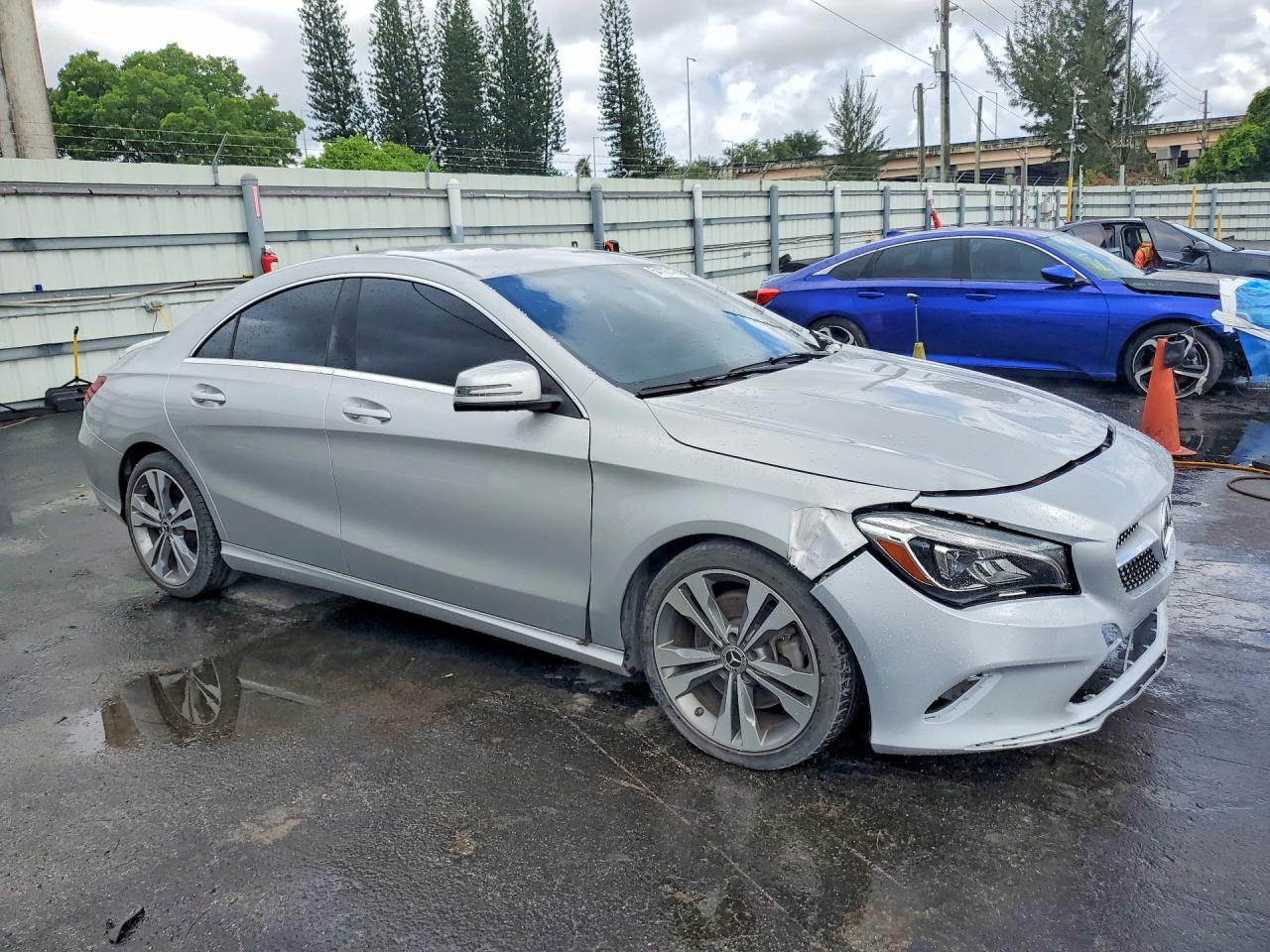 Mercedes-Benz Cla-class 250
