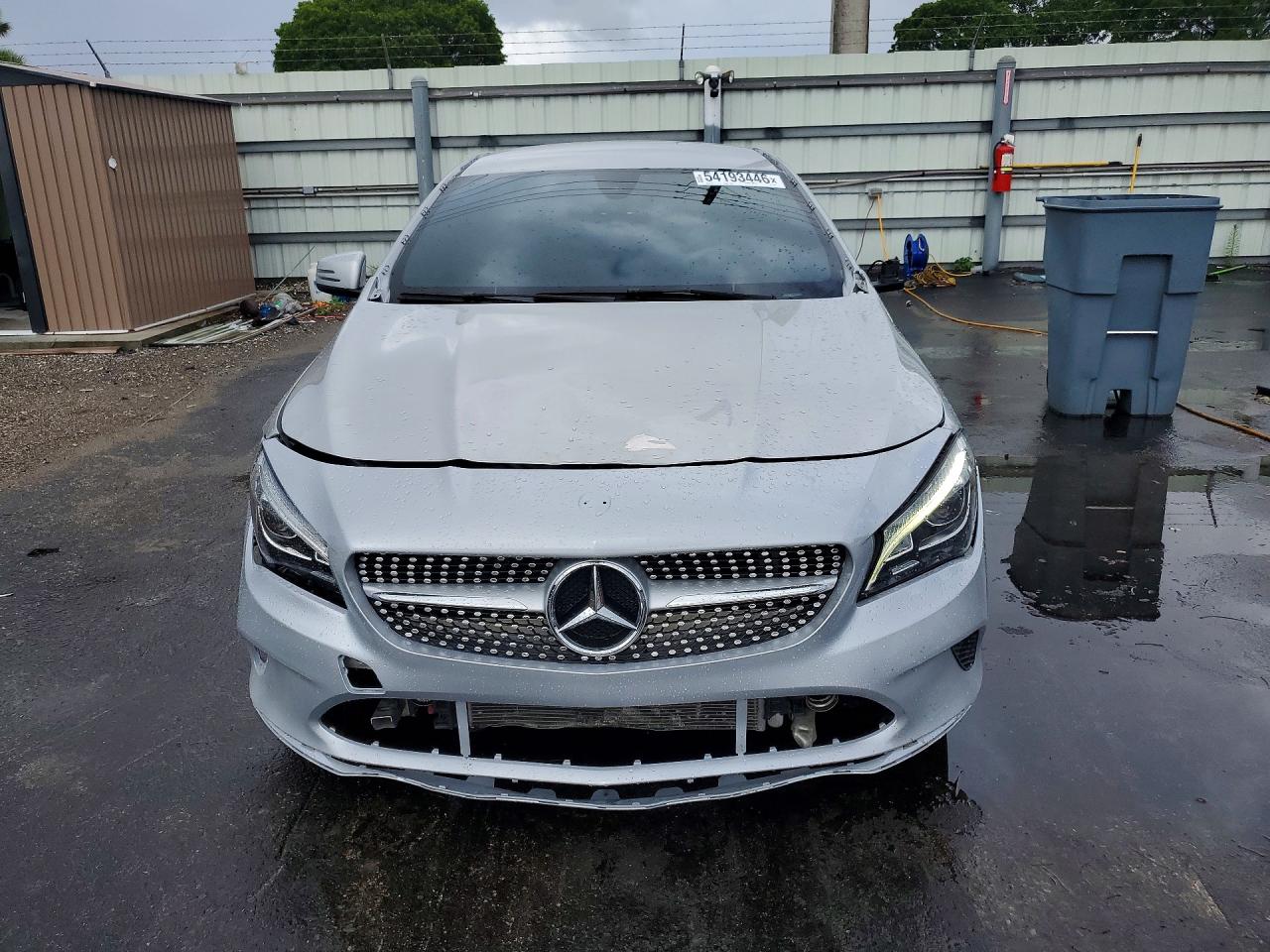 Mercedes-Benz Cla-class 250