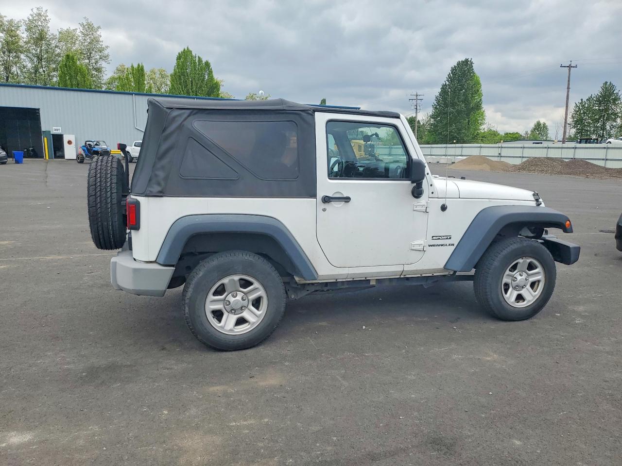 Jeep Wrangler Sport