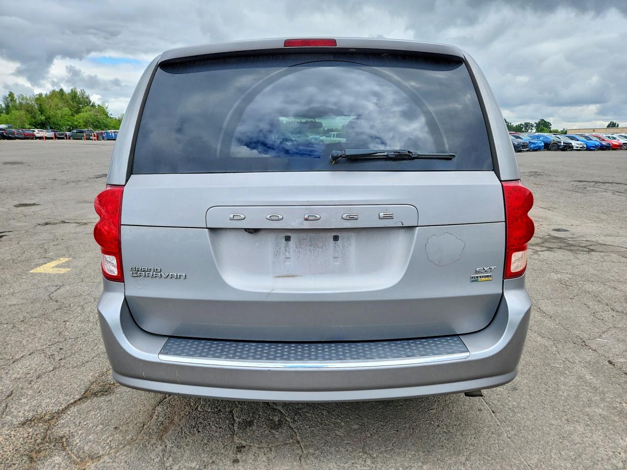 Dodge Caravan Sxt