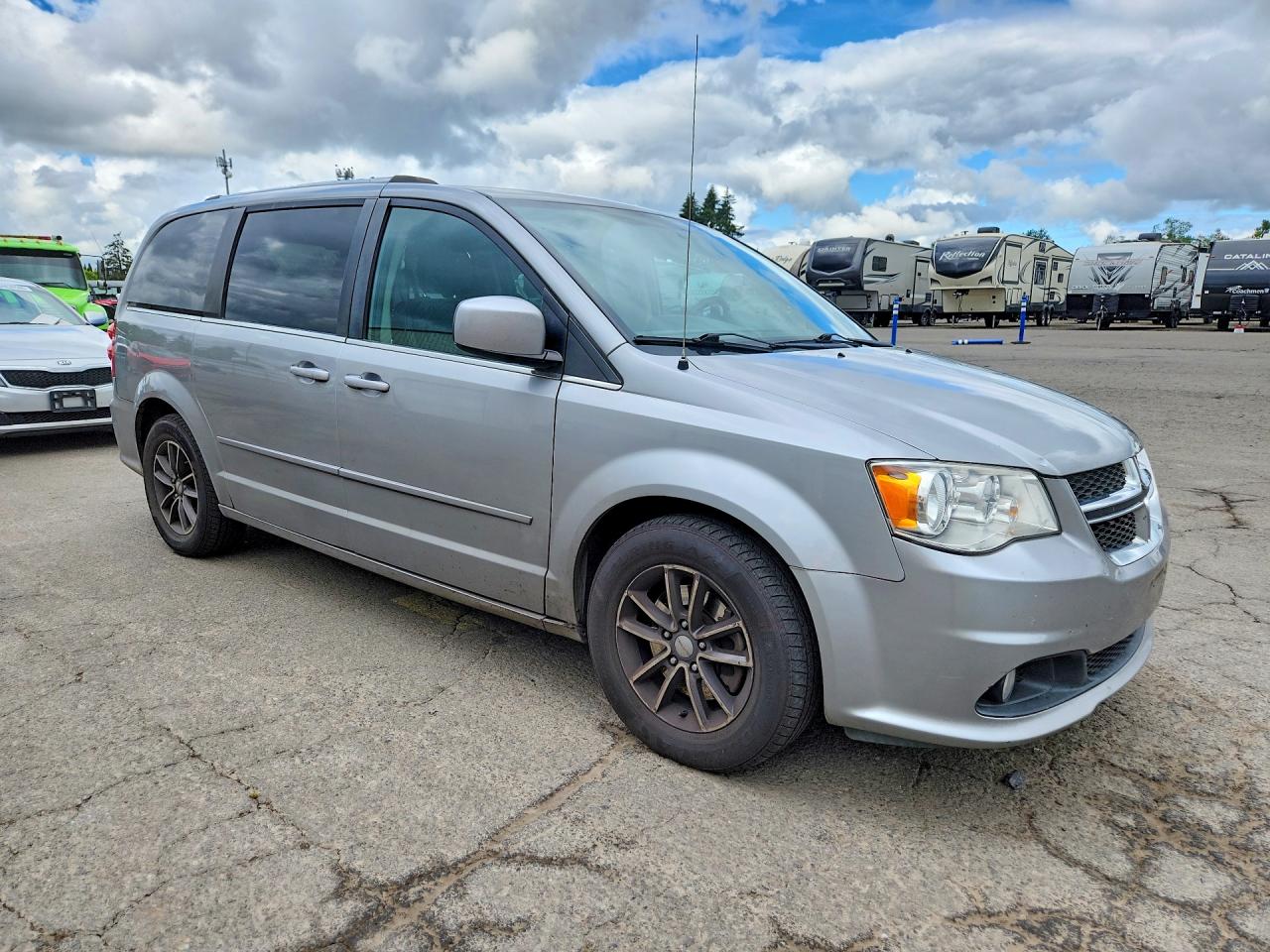 Dodge Caravan Sxt