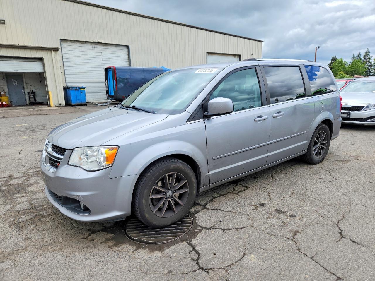 Salvage Dodge Caravan Image