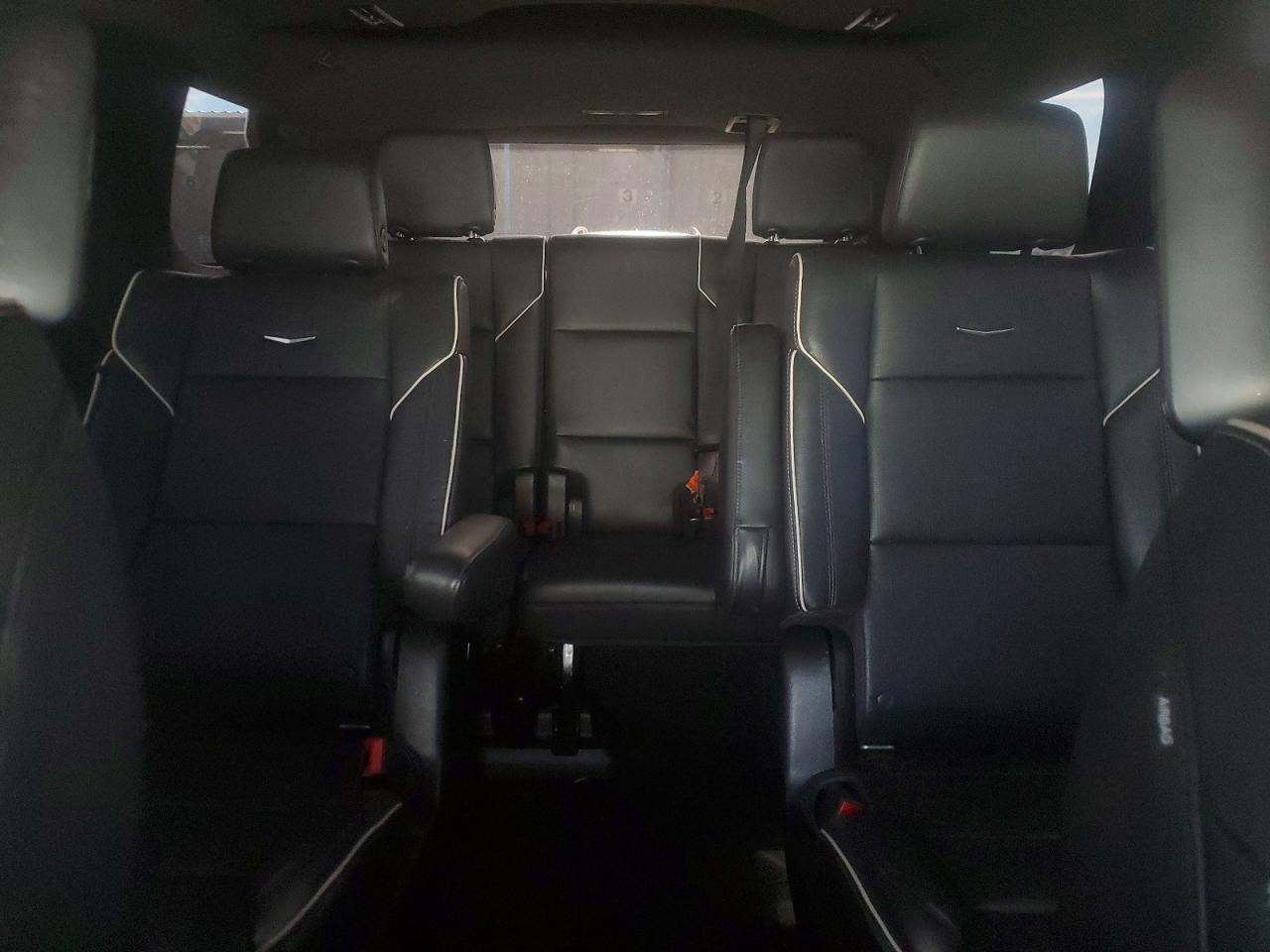 Cadillac Escalade Sport