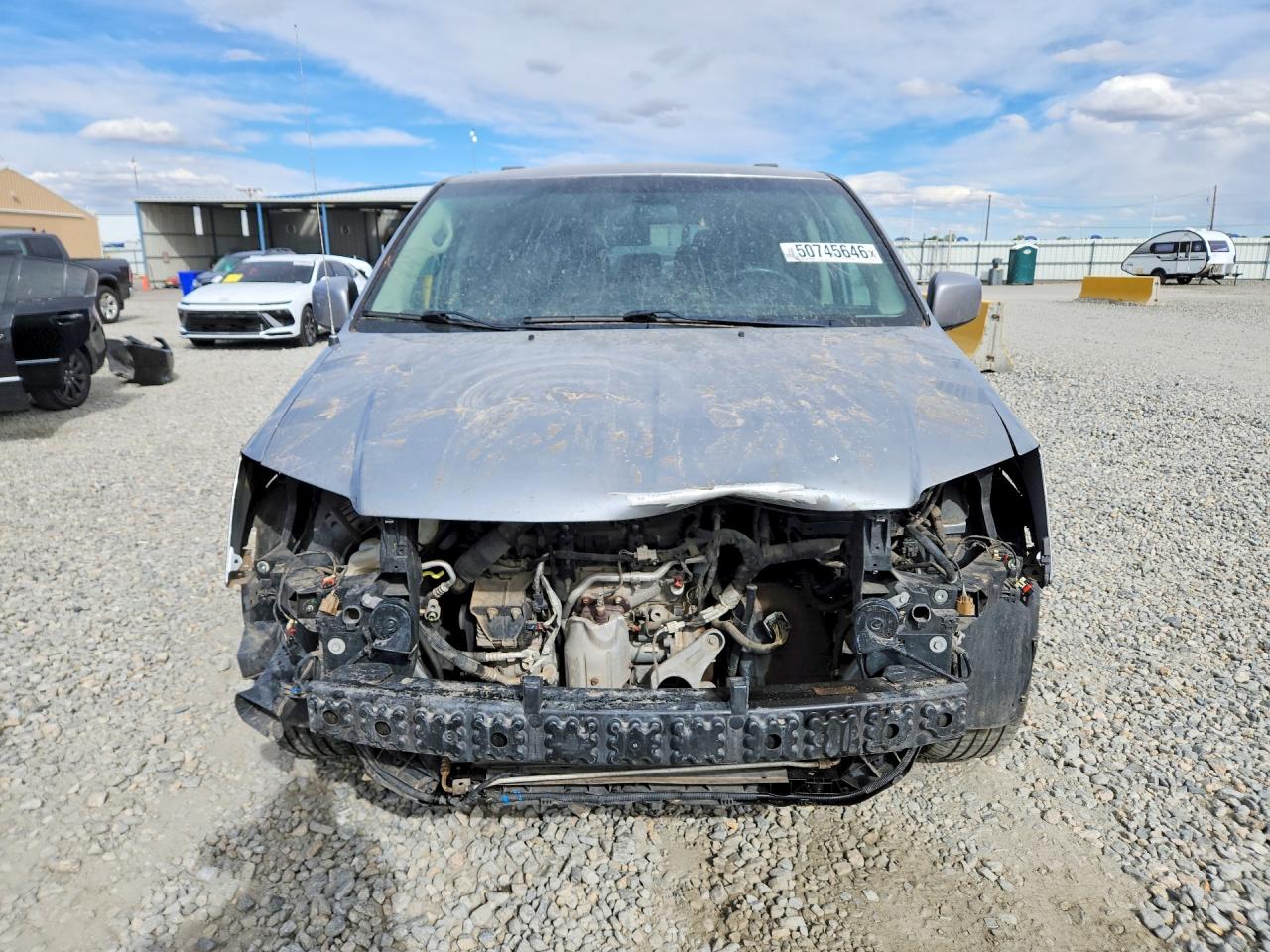 Dodge Caravan Sxt