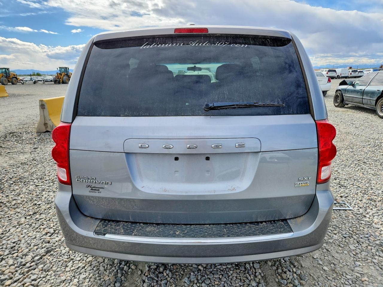 Dodge Caravan Sxt