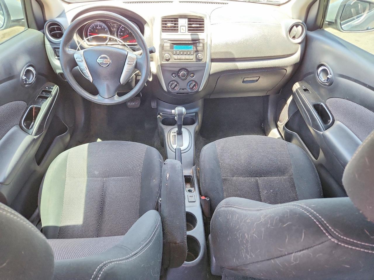 Nissan Versa 1.6 Sv