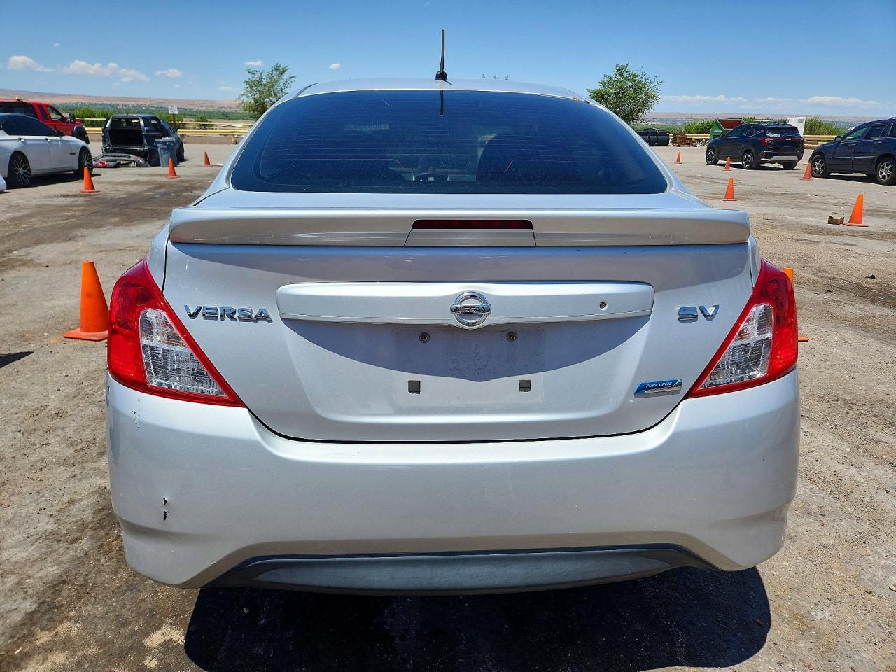 Nissan Versa 1.6 Sv