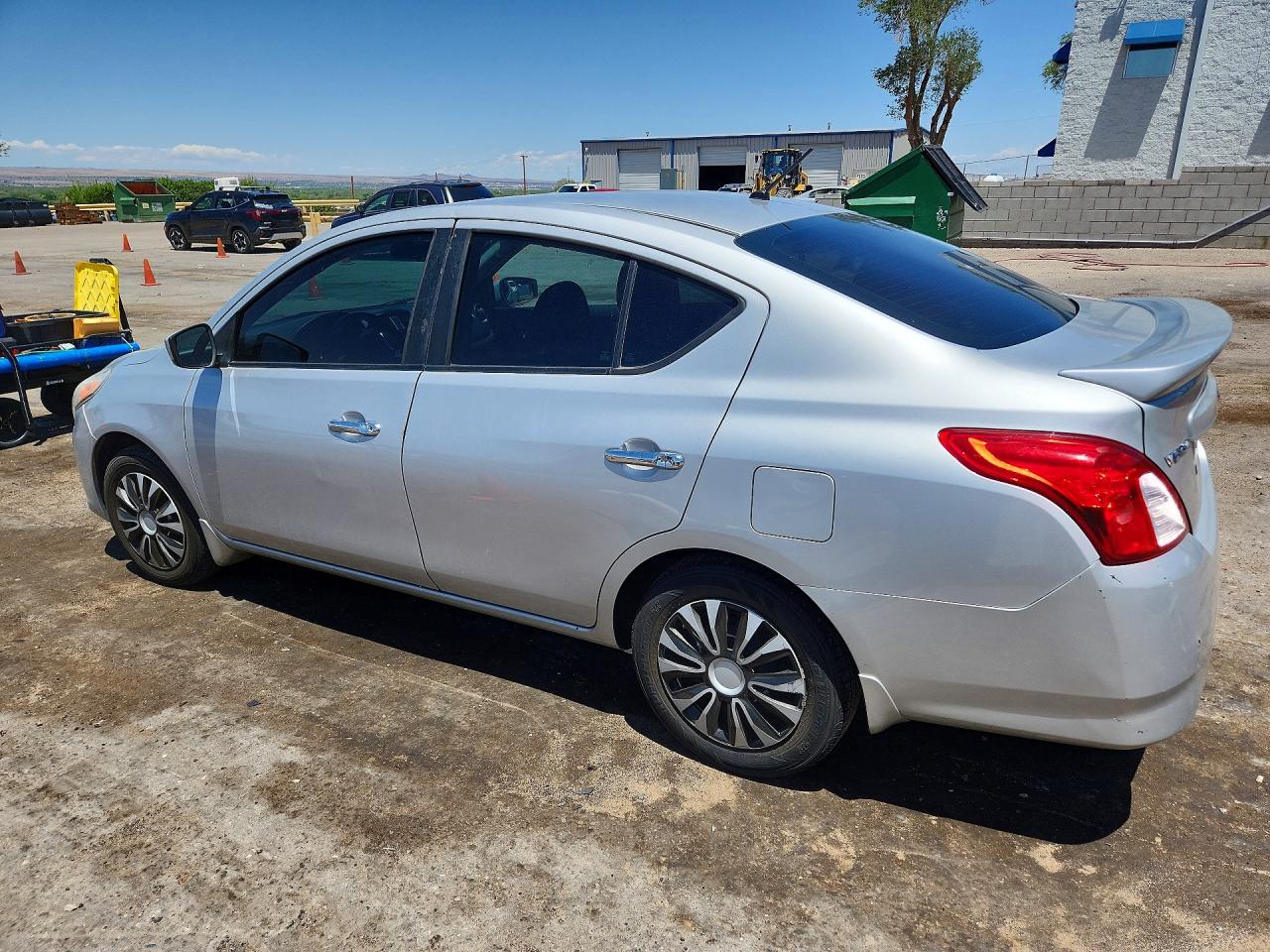 Nissan Versa 1.6 Sv