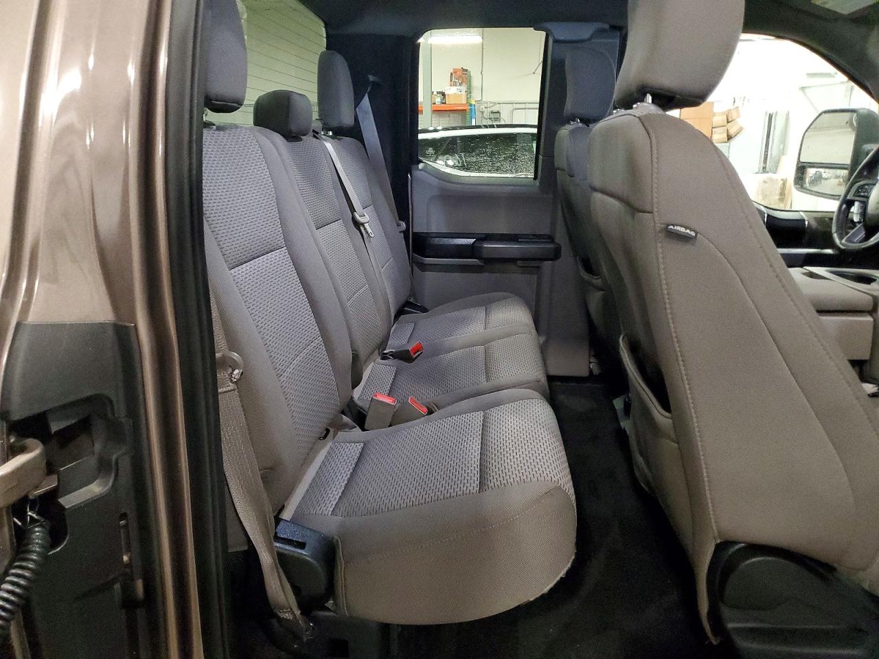 Ford F-150 Super Cab