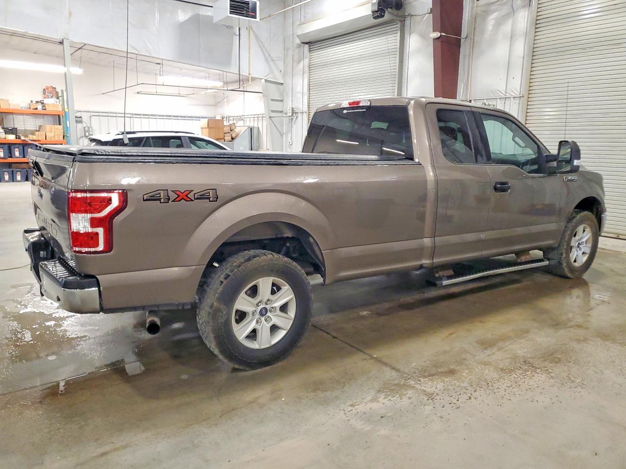 Ford F-150 Super Cab
