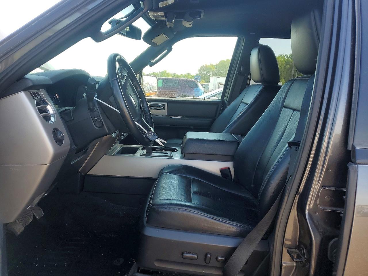 Ford Expedition El Xlt