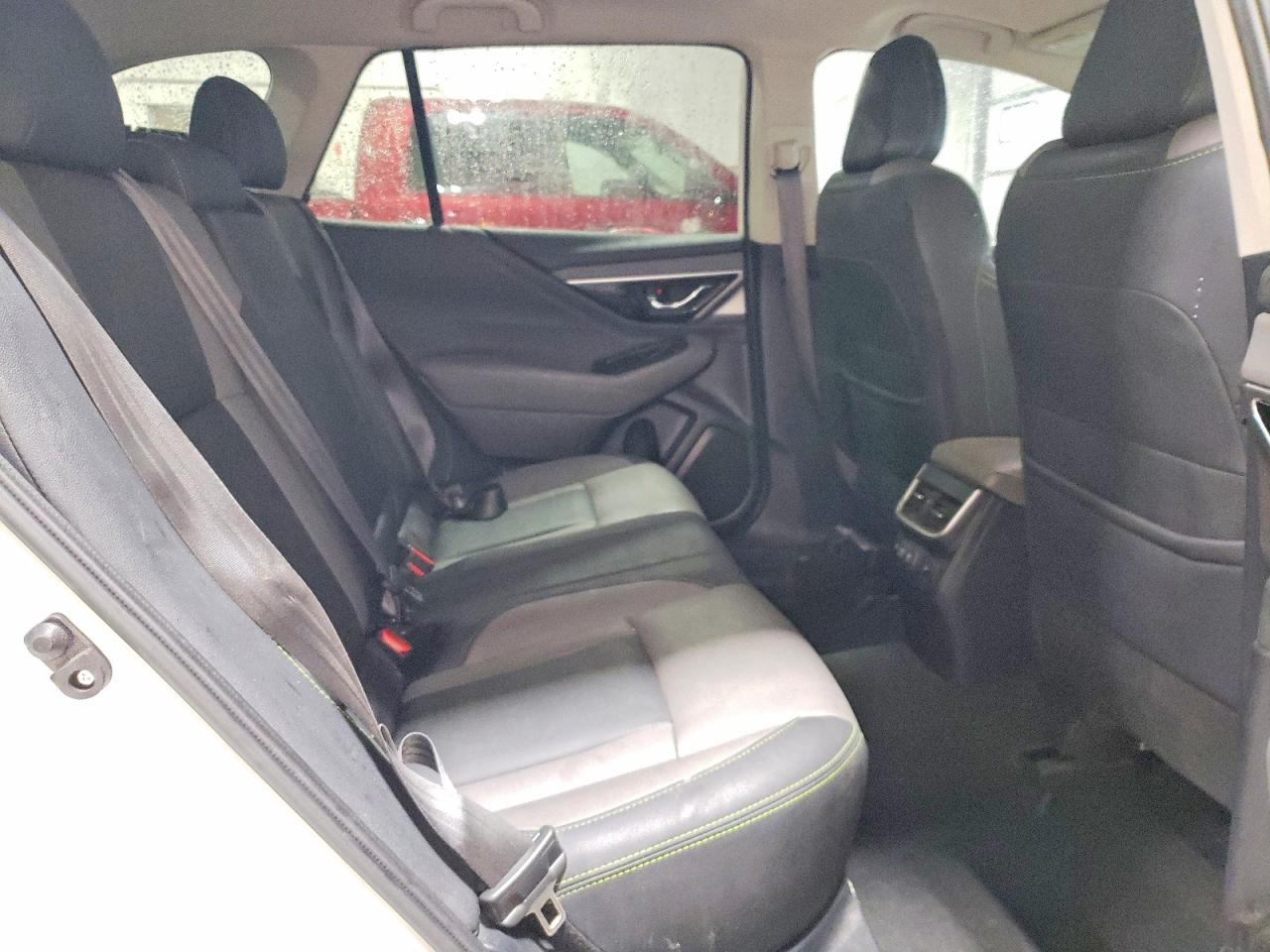 Subaru Outback Onyx Edition Xt