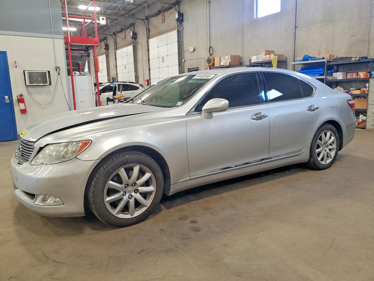 Salvage Lexus LS Image