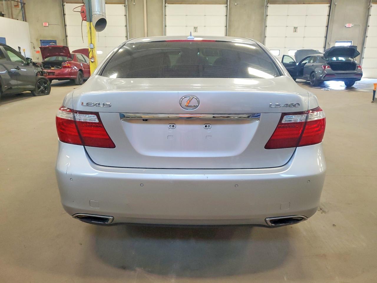 Lexus LS 460