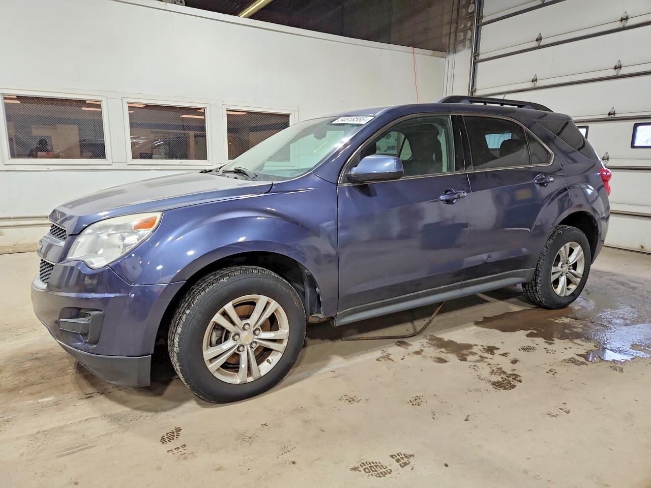 Salvage Chevrolet Equinox Image