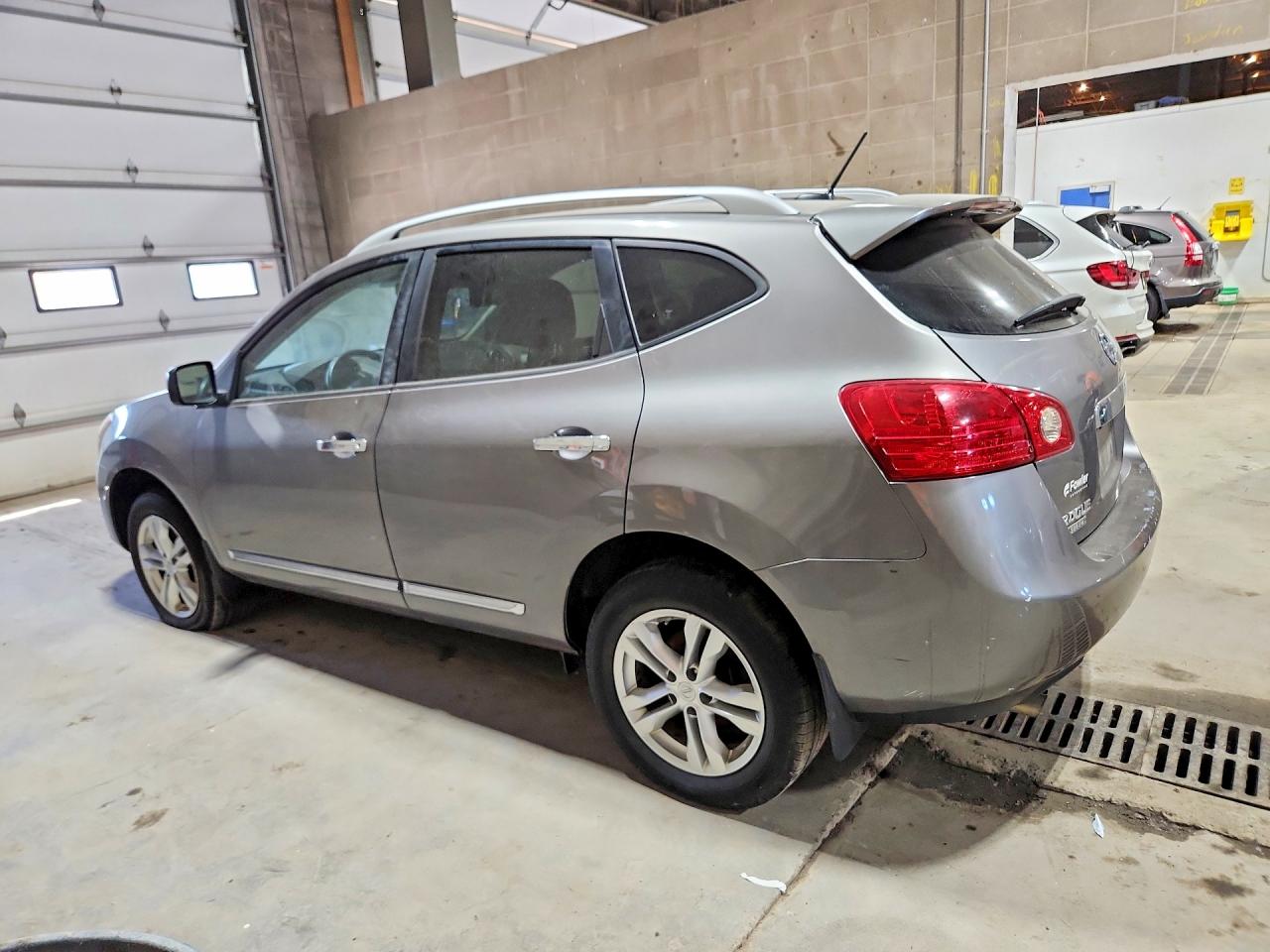 Nissan Rogue S