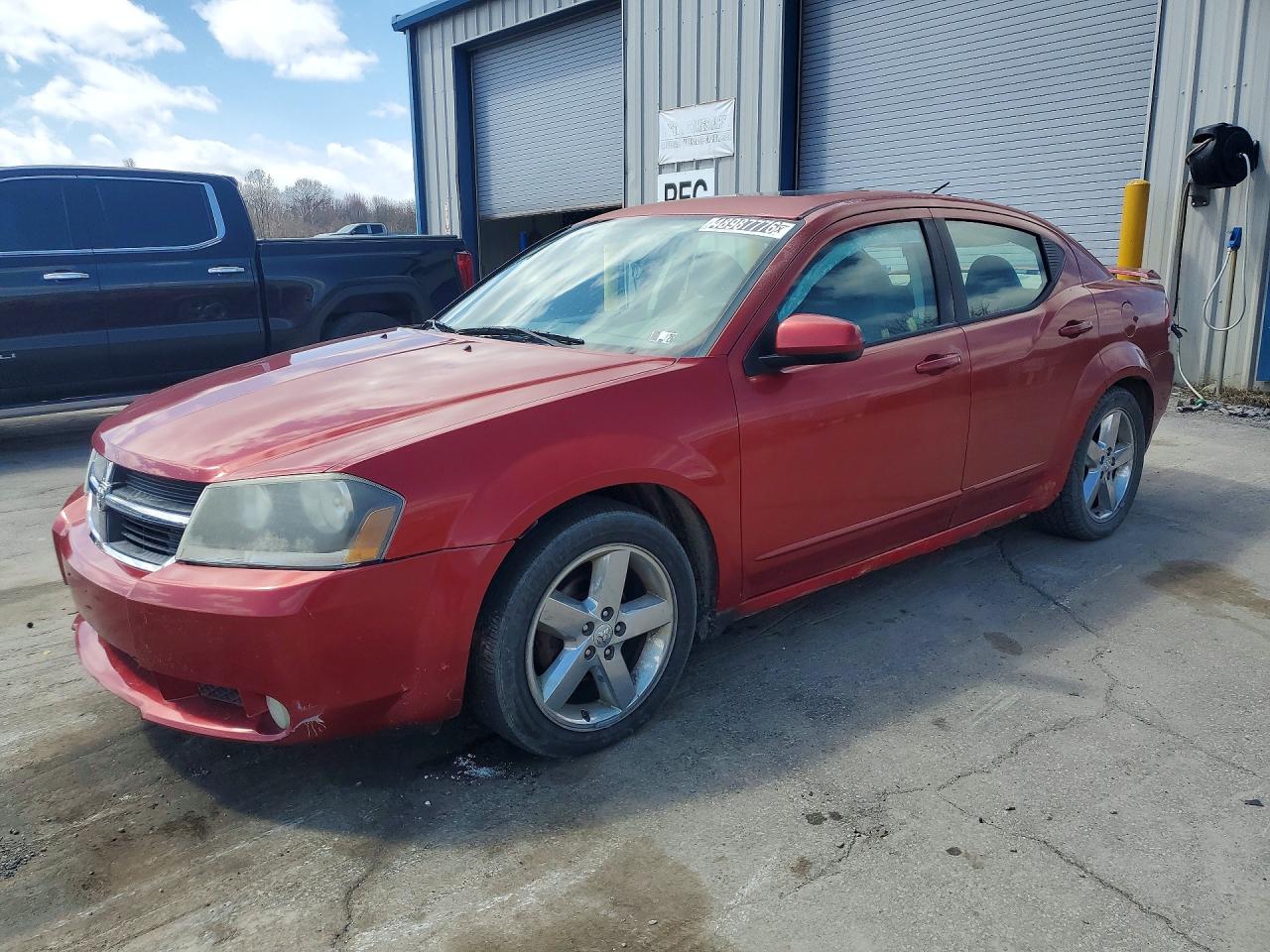 Salvage Dodge Avenger Image