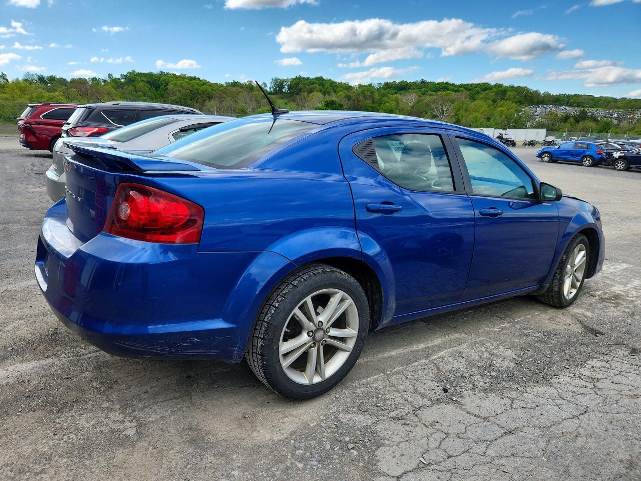Dodge Avenger Se