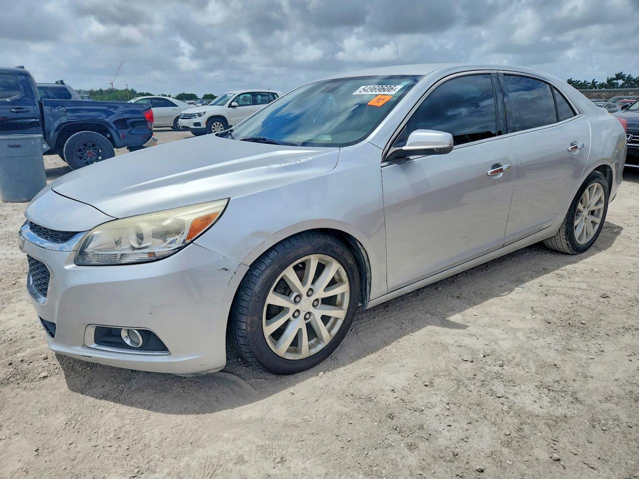 Salvage Chevrolet Malibu Image