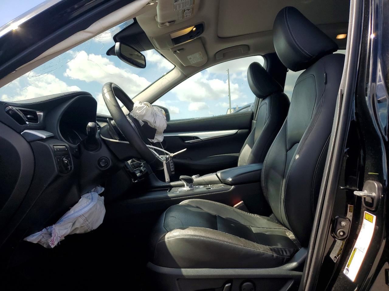 INFINITI Qx Essential