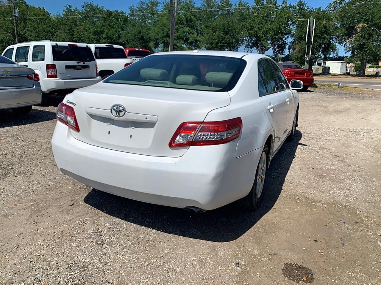Toyota Camry Le