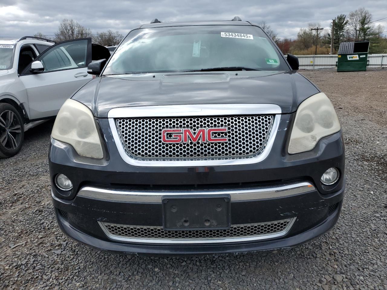 GMC Acadia Denali