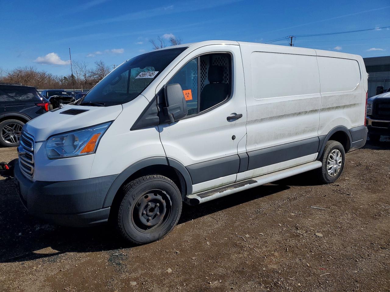 Salvage Ford Transit Image