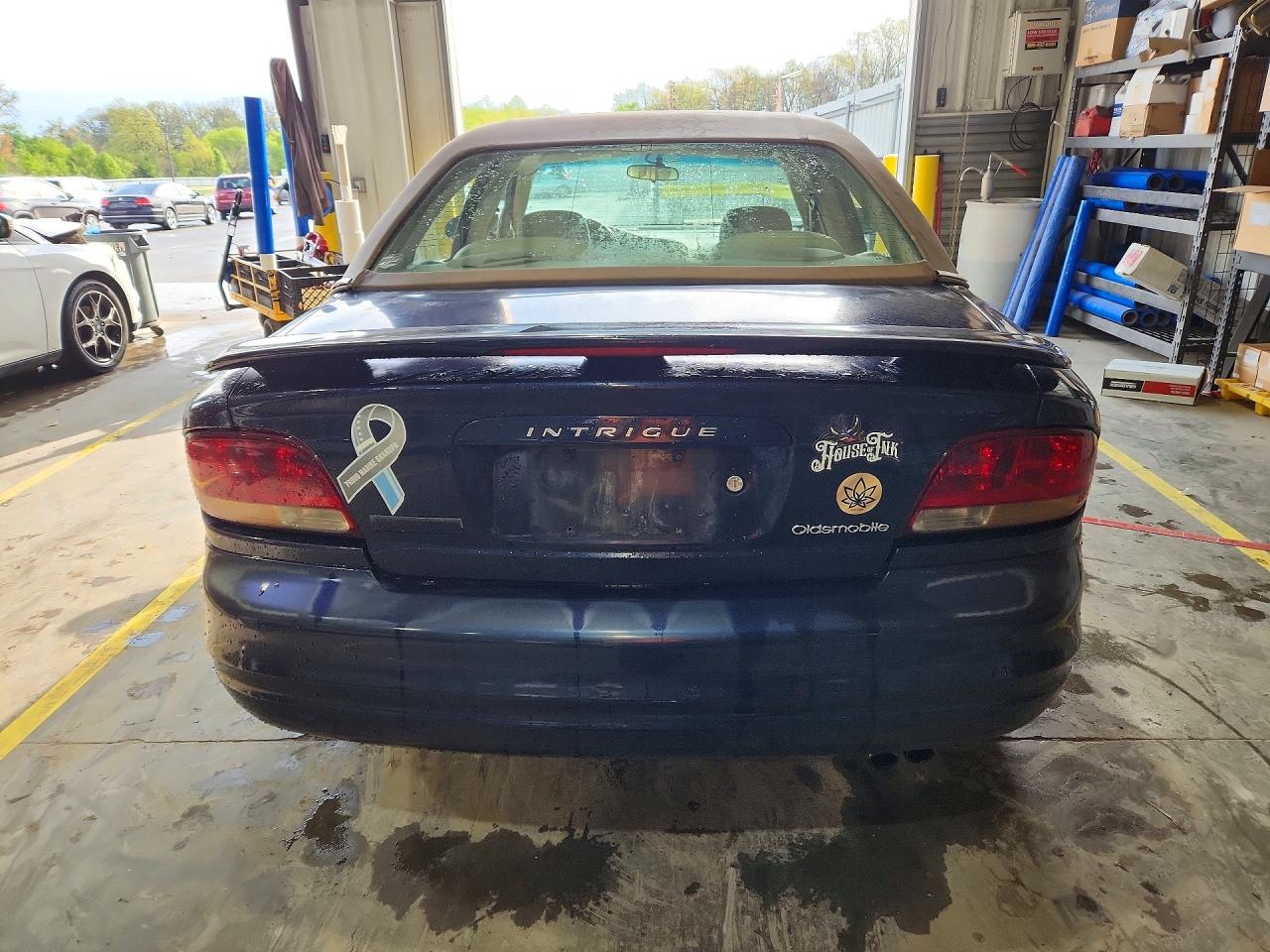 Oldsmobile Intrigue Gl