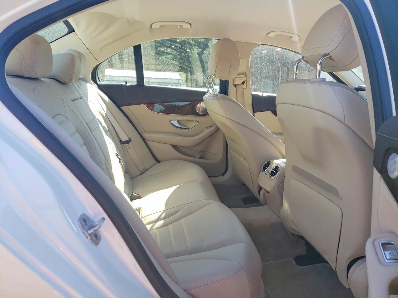 Mercedes-Benz C-Class 300