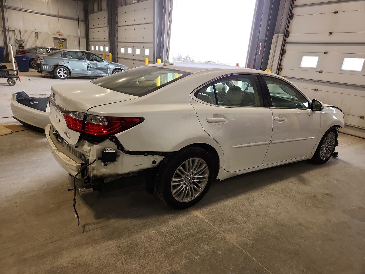 Lexus Es Base