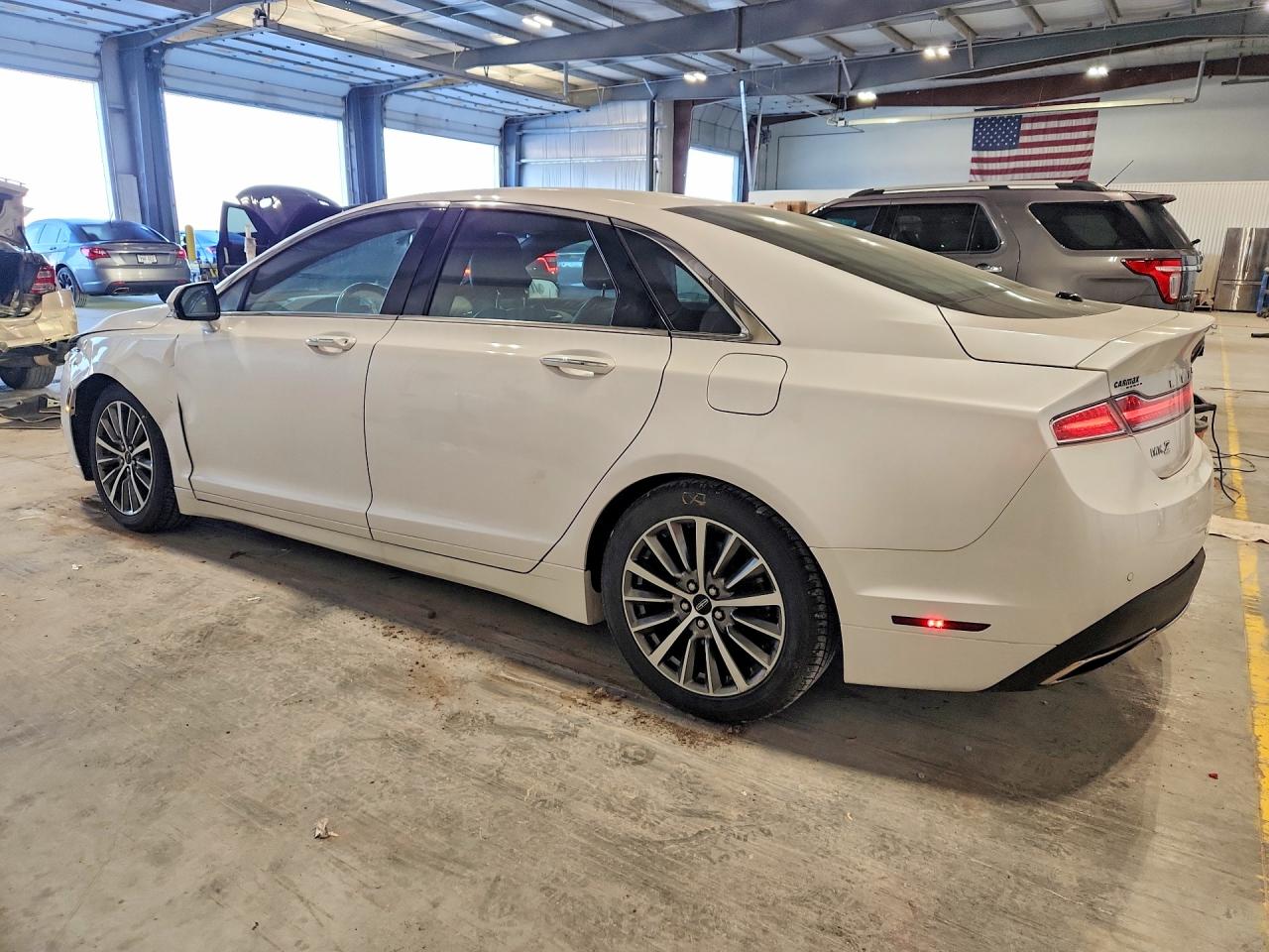 Lincoln MKZ Select