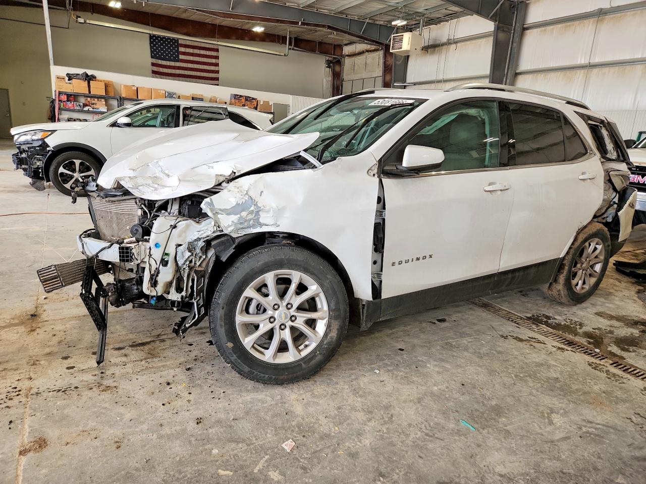 Salvage Chevrolet Equinox Image