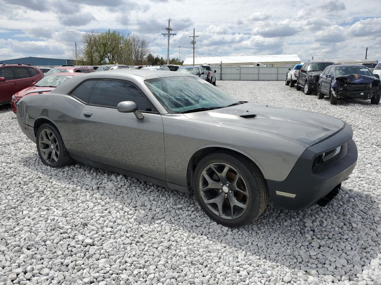 Dodge Challenger Sxt