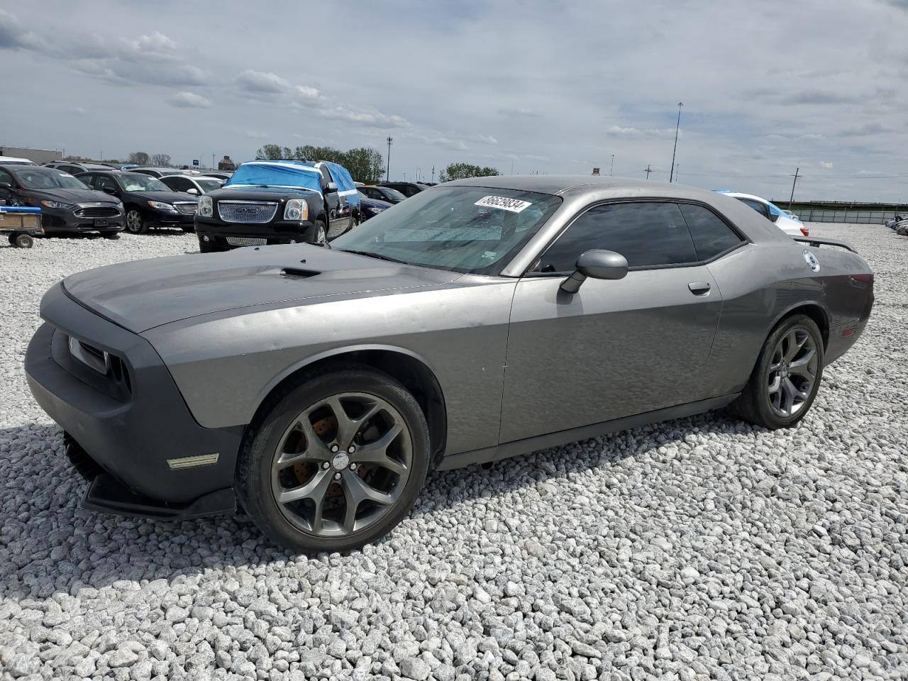 Salvage Dodge Challenger Image