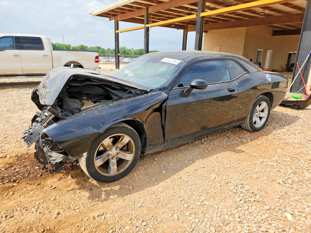 Salvage Dodge Challenger Image
